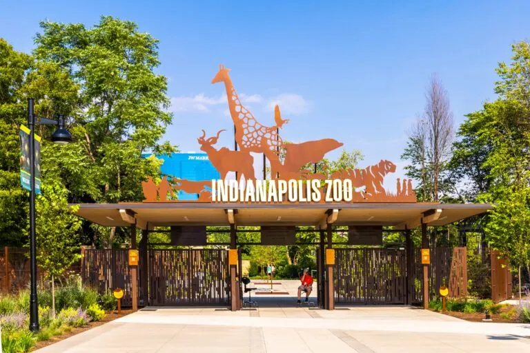 indianapolis zoo main gate entry